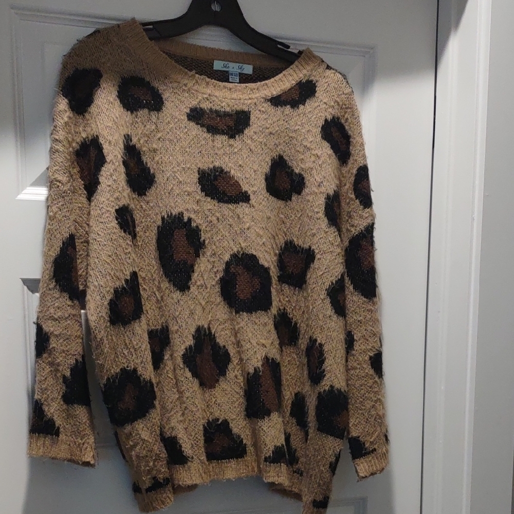 She+Sky Tan and Brown Crew Neck Sweater